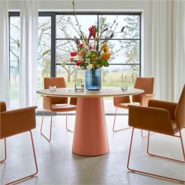 COR Conic Eettafel