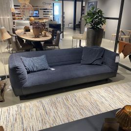 Label van den Berg Cocoon Bank Blauw showroommodel met korting